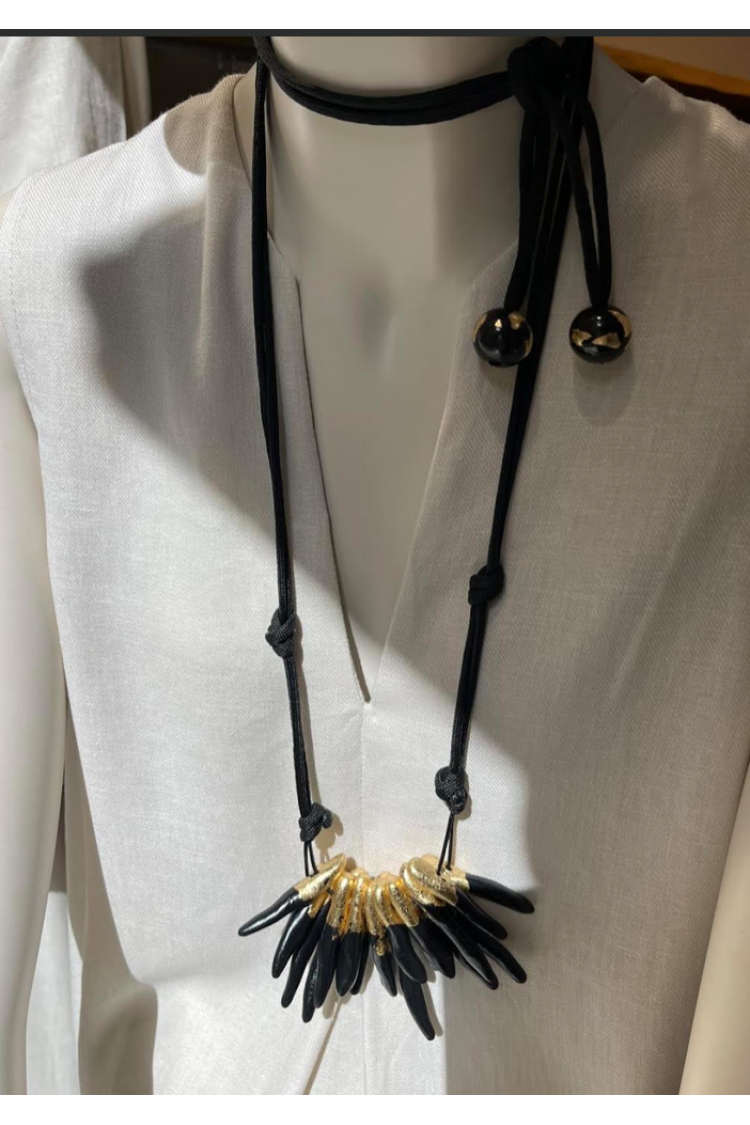 LONG NECKLACE